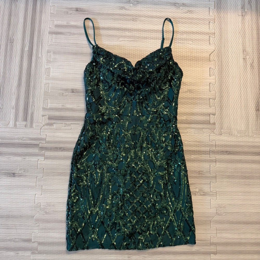 Windsor Sequin Mini Dress Women Size M Green Scroll Sweetheart Bodycon Prom Hoco